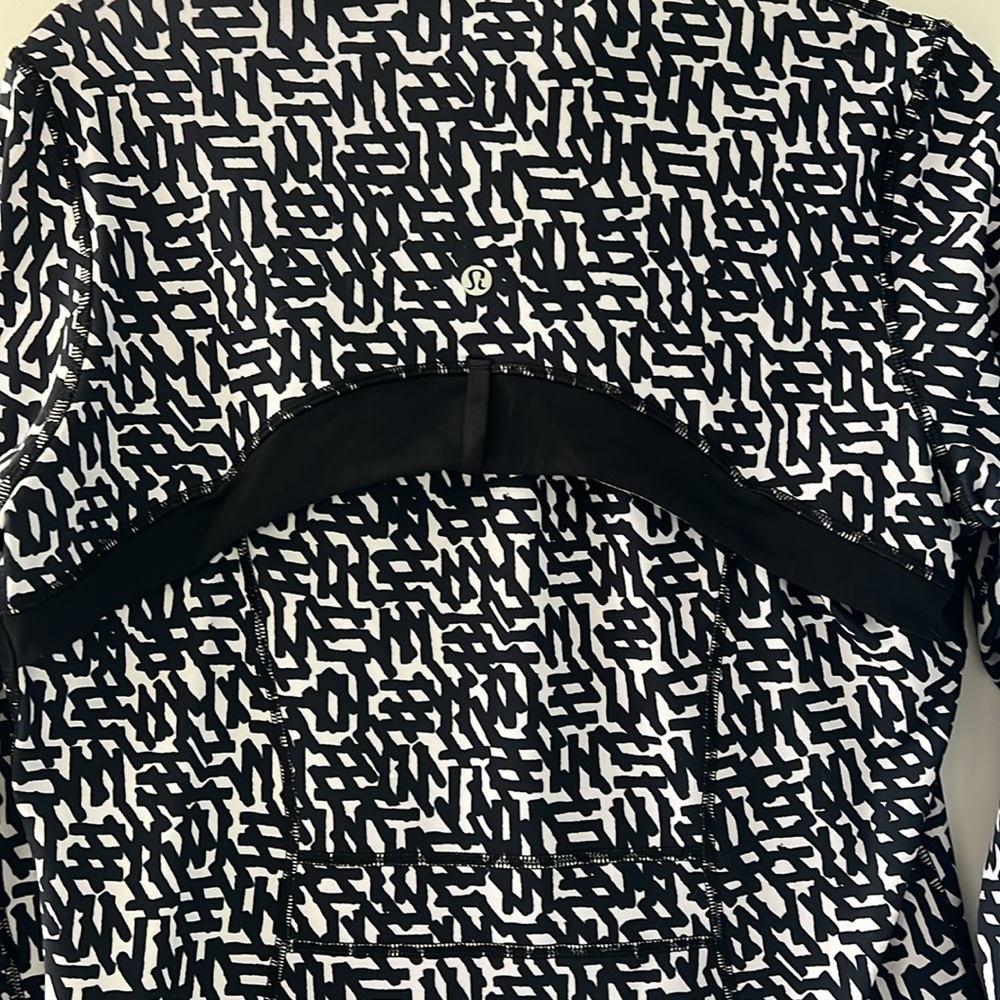 Lululemon Define Jacket - Picture 4 of 4